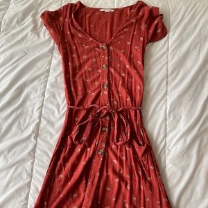AMERICAN EAGLE RED FLORAL DRESS